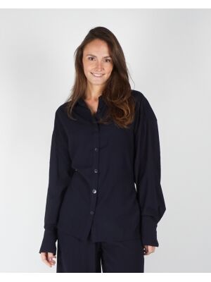 HARPER & YVE HARPER & YVE }