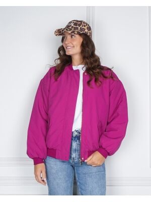 HARPER & YVE HARPER & YVE }