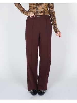 HARPER & YVE HARPER & YVE }