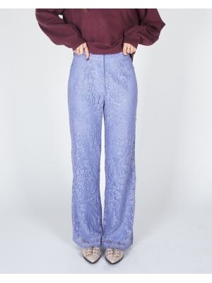 HARPER & YVE HARPER & YVE }