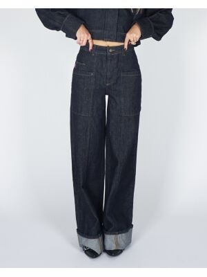 HARPER & YVE HARPER & YVE }