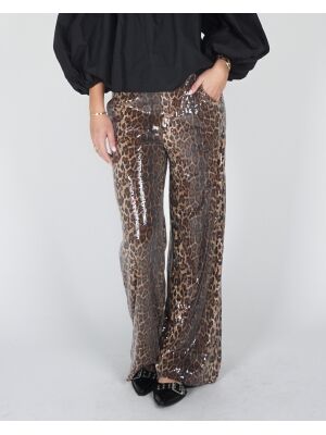 HARPER & YVE HARPER & YVE }